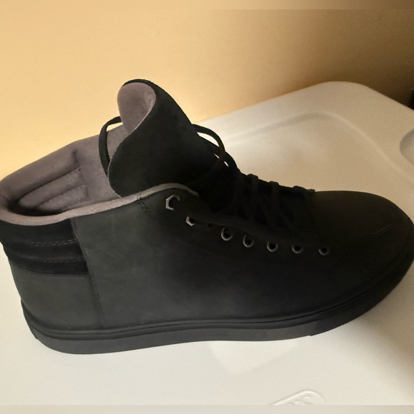 Men's Black High-Top Sneakers - Picture 8 of 13